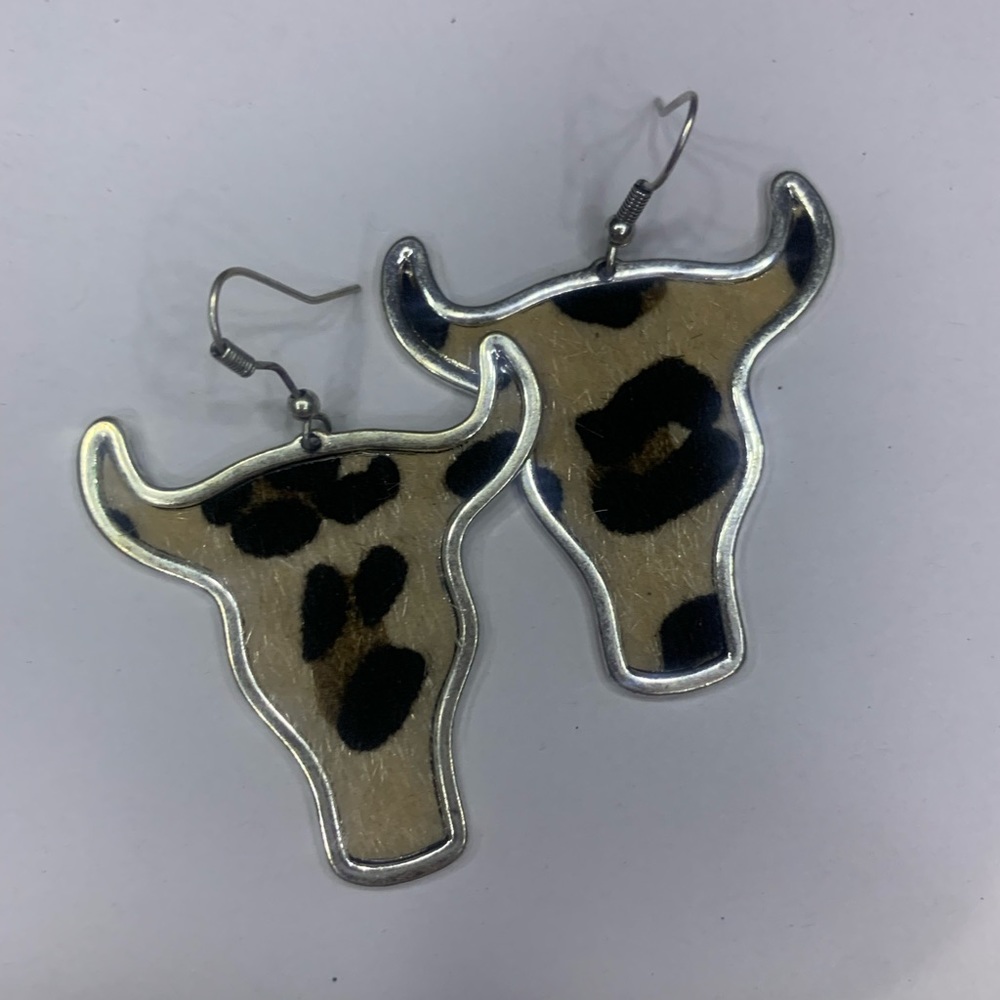 WESTERN LEOPARD PRINT EARRINGS
